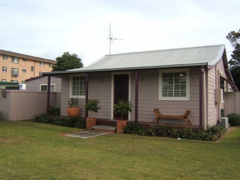 10 Elizabeth Street, Harrington NSW 2427