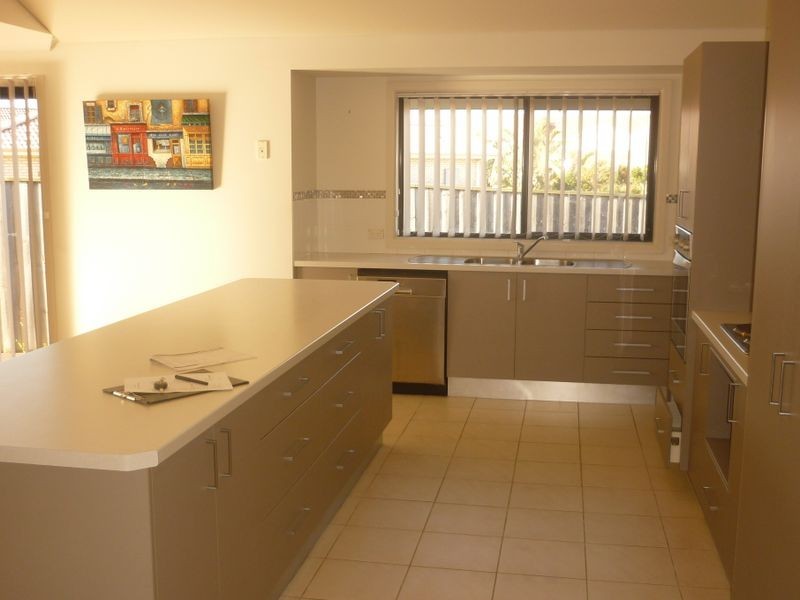 1 John Gollan Avenue, Harrington NSW 2427