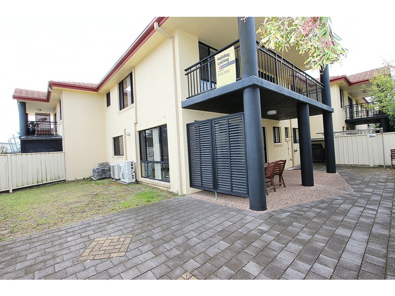 2/41 Beach Street, Harrington NSW 2427