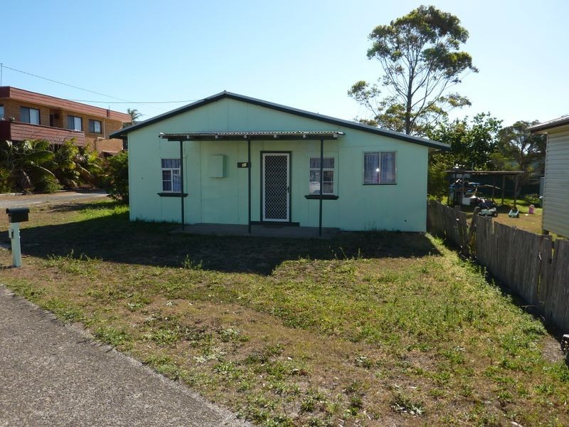 61 Crowdy Street, Harrington NSW 2427