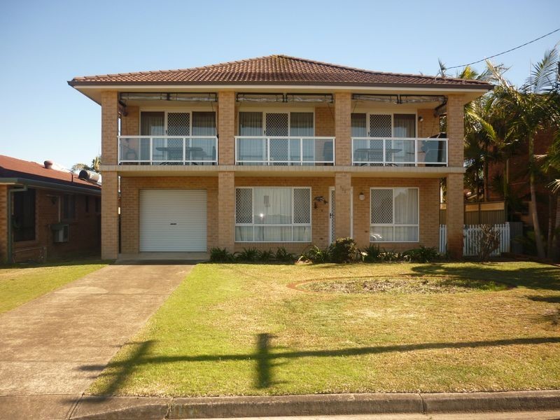 157 Beach Street, Harrington NSW 2427