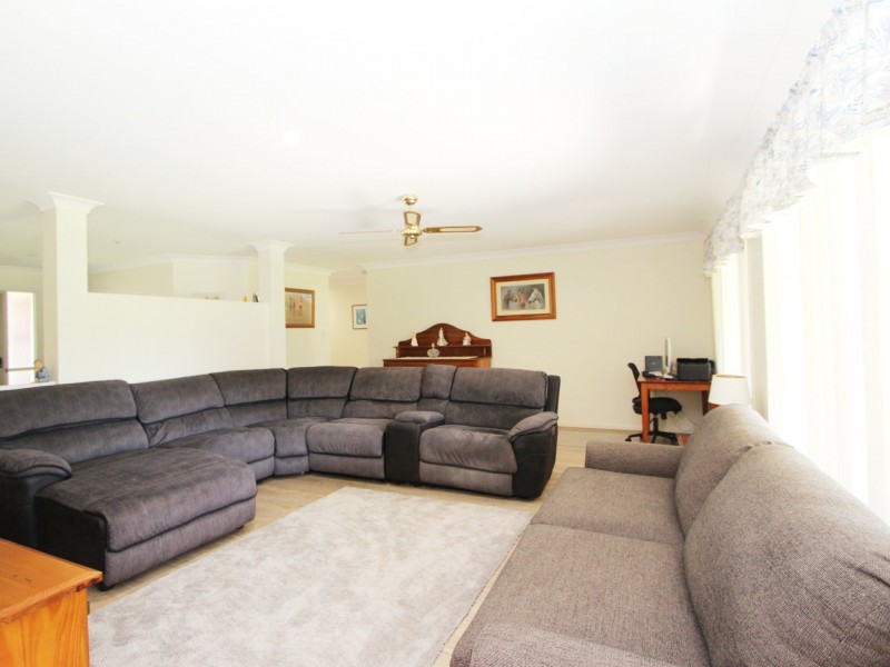 15 Cooloon Avenue, Harrington NSW 2427