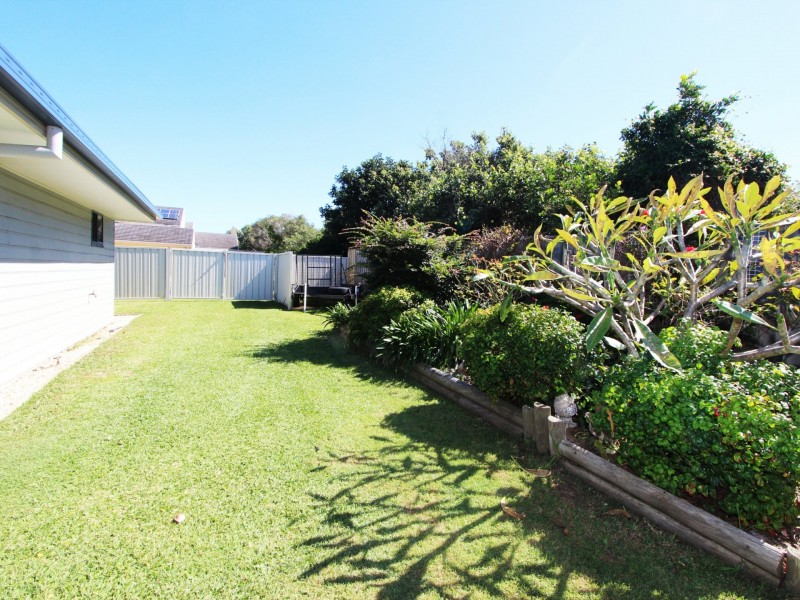 15 Cooloon Avenue, Harrington NSW 2427