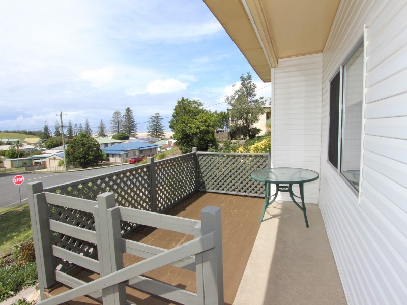 Unit 1/6 Coode Street, Harrington NSW 2427