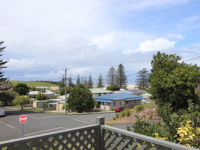 Unit 1/6 Coode Street, Harrington NSW 2427