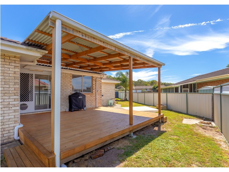 12 Shearwater Crescent, Harrington NSW 2427