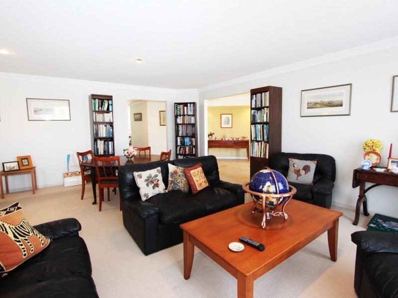 9 Cooloon Avenue, Harrington NSW 2427