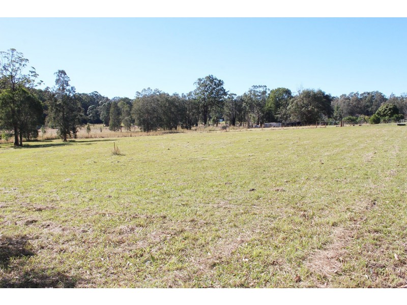 22 Turpentine Road, Coopernook NSW 2426