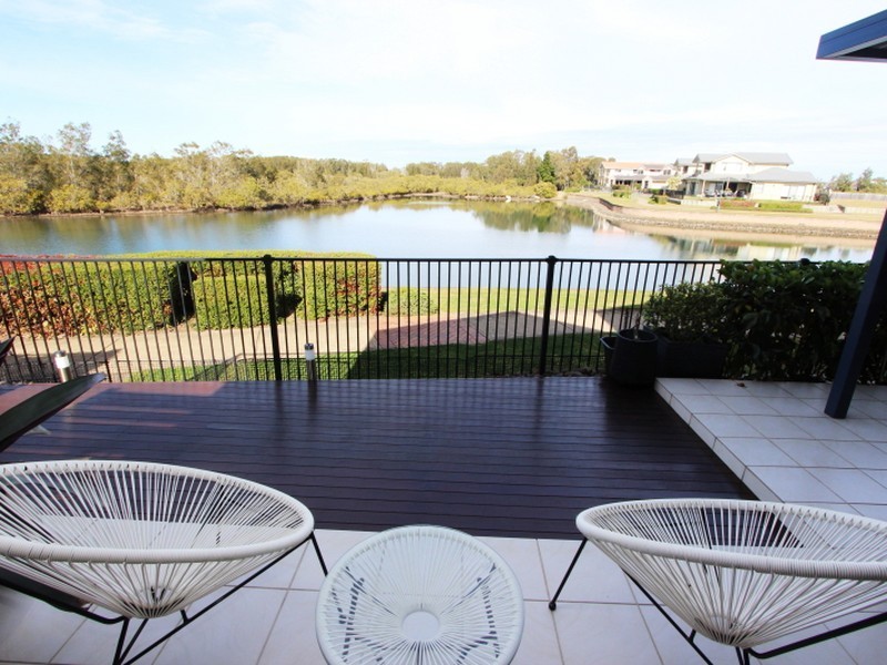 2/5 Ulmurra Close, Harrington NSW 2427