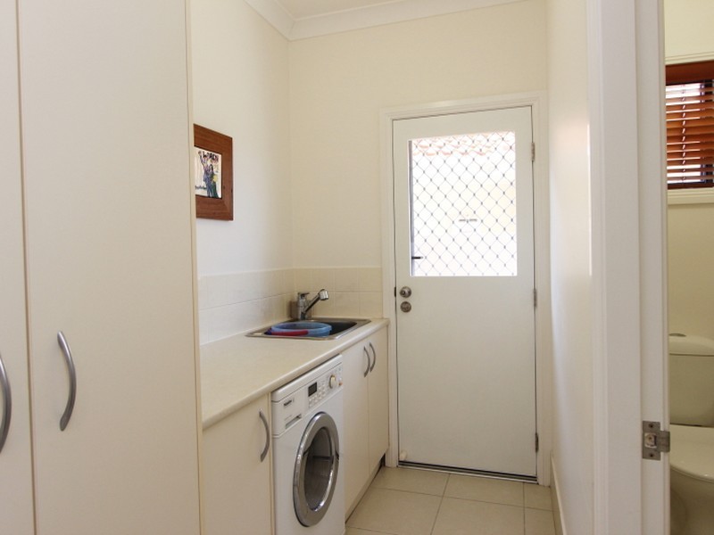 2/5 Ulmurra Close, Harrington NSW 2427