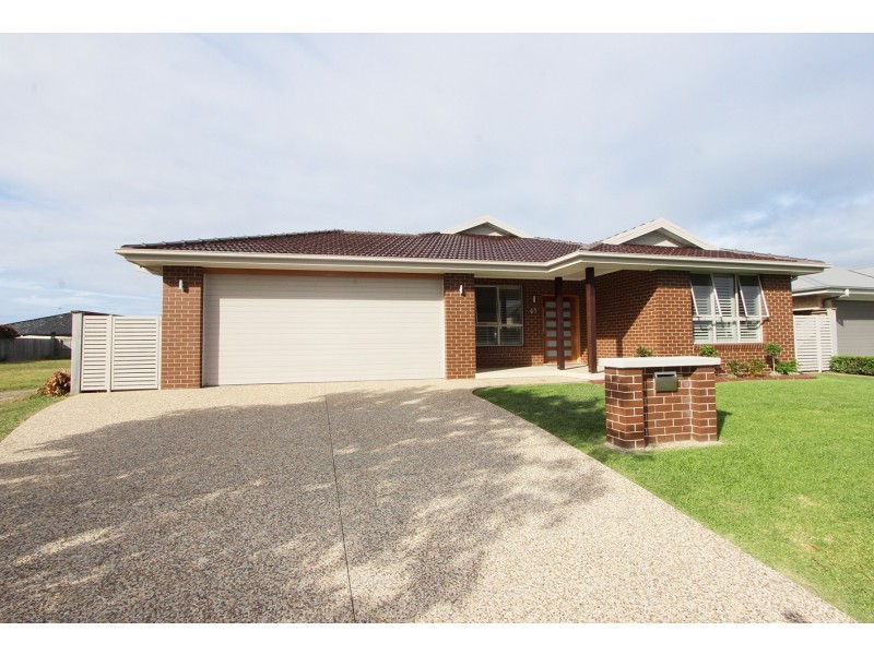 41 Diamantina Circuit, Harrington NSW 2427