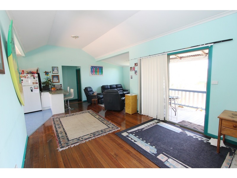 16 Church Street, Harrington NSW 2427