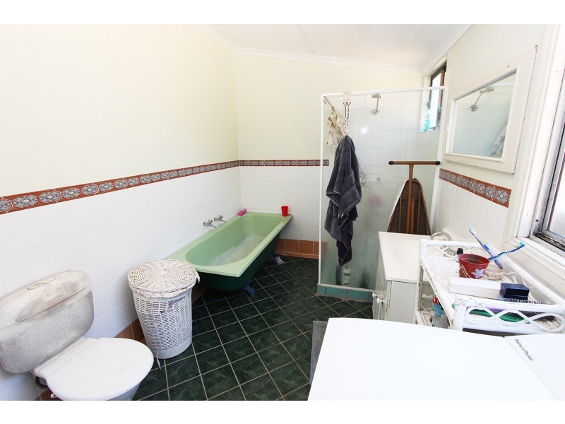 16 Church Street, Harrington NSW 2427