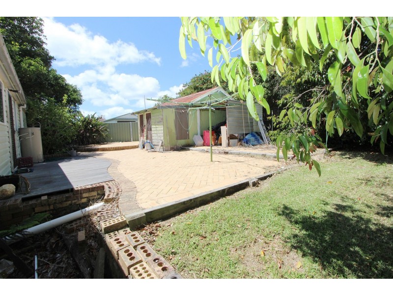 16 Church Street, Harrington NSW 2427