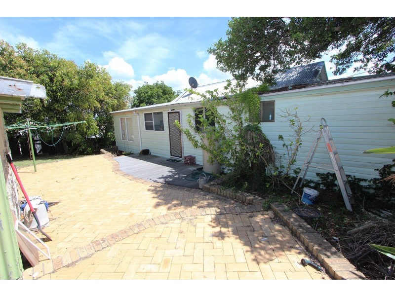 16 Church Street, Harrington NSW 2427