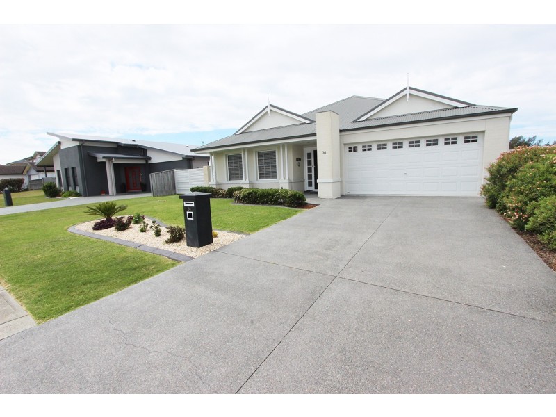 34 Diamantina Circuit, Harrington NSW 2427