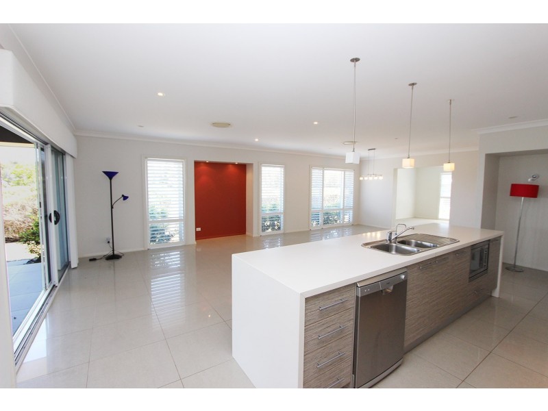 2 Rocklilly Street, Harrington NSW 2427