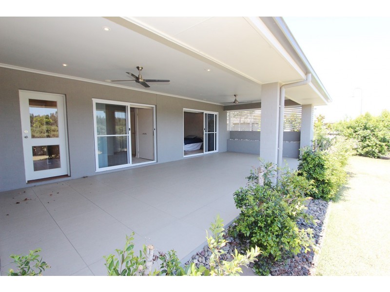 2 Rocklilly Street, Harrington NSW 2427