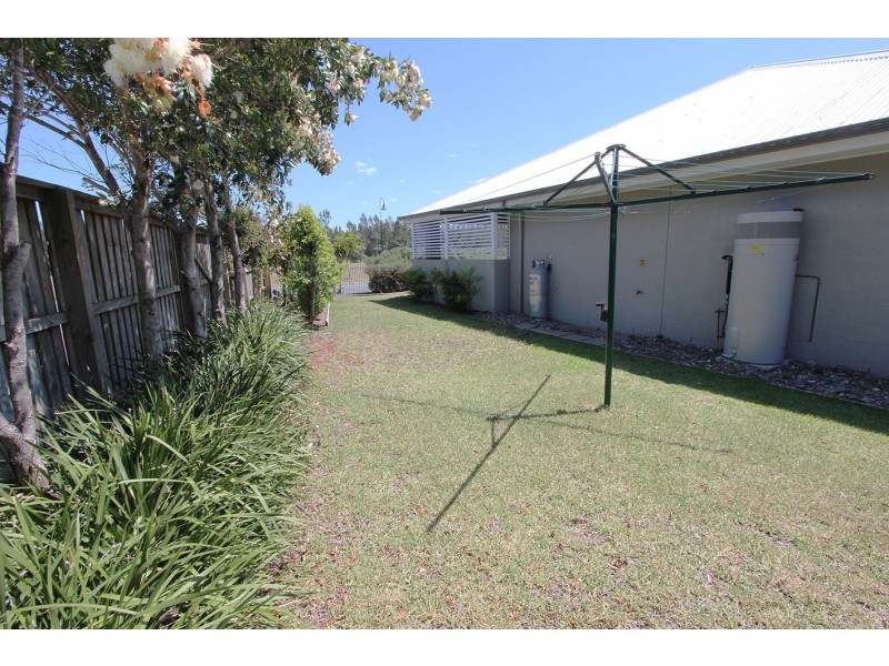 2 Rocklilly Street, Harrington NSW 2427