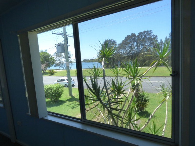 185 Beach Street, Harrington NSW 2427