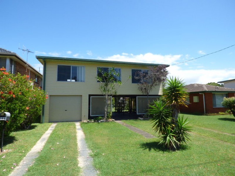 185 Beach Street, Harrington NSW 2427