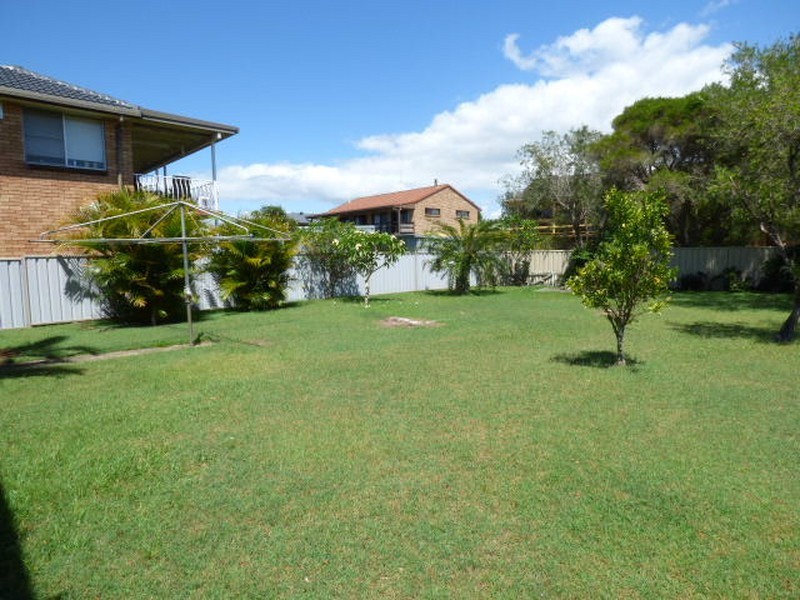 185 Beach Street, Harrington NSW 2427