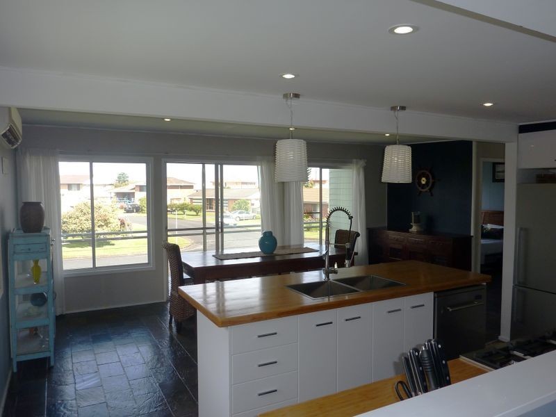 12 Minamurra Drive, Harrington NSW 2427