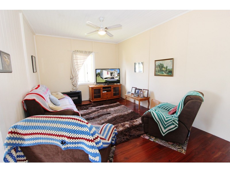 17 Petrie Street, Coopernook NSW 2426