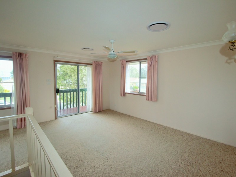 2 Shearwater Crescent, Harrington NSW 2427