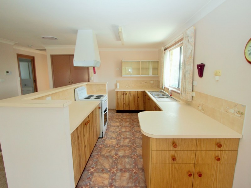 2 Shearwater Crescent, Harrington NSW 2427