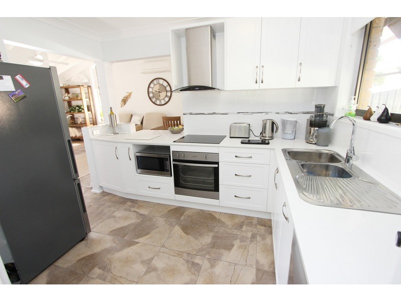 1/3 Sandpiper Close, Harrington NSW 2427