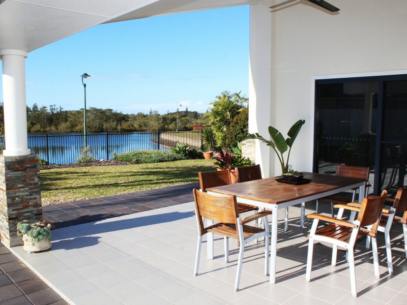 8 John Gollan Avenue, Harrington NSW 2427