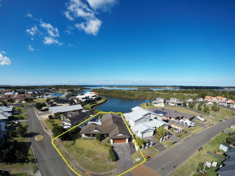 8 John Gollan Avenue, Harrington NSW 2427