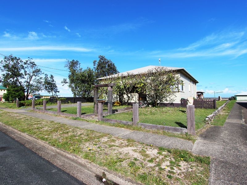 40 Beach Street, Harrington NSW 2427