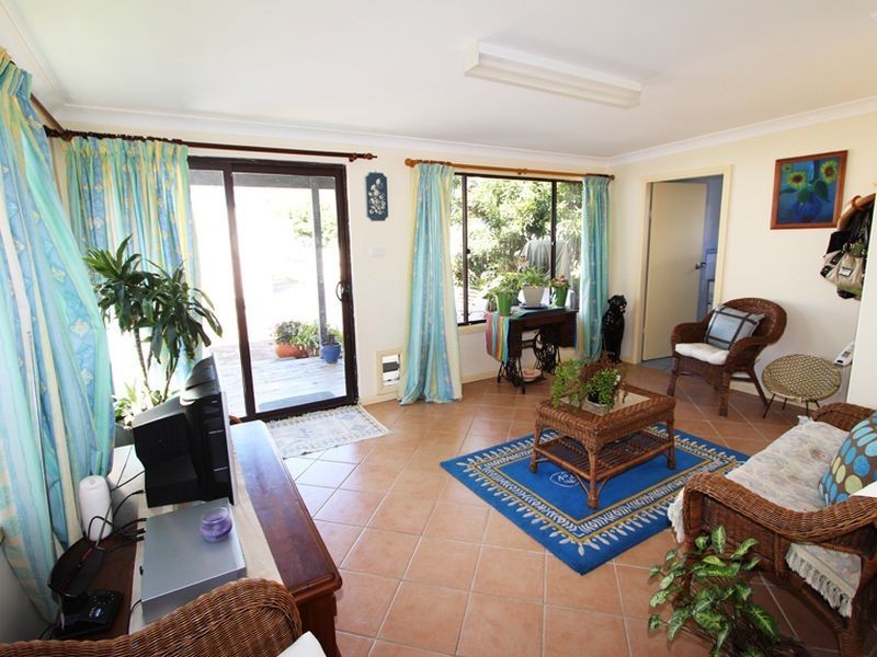 6 Macquarie Street, Coopernook NSW 2426