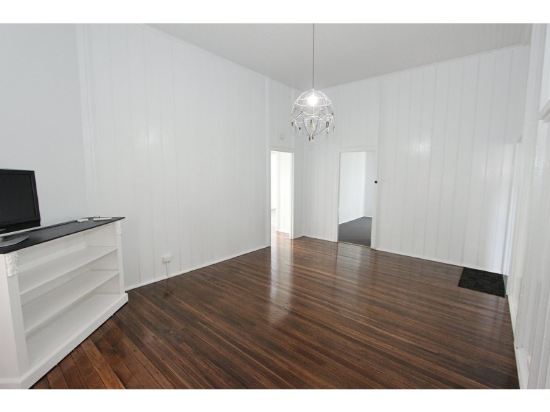 17 West Street, Coopernook NSW 2426
