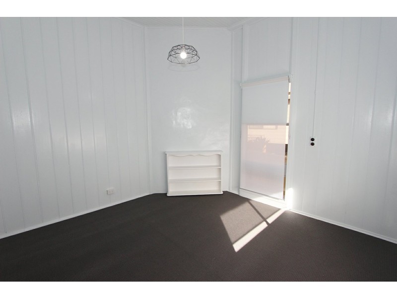 17 West Street, Coopernook NSW 2426