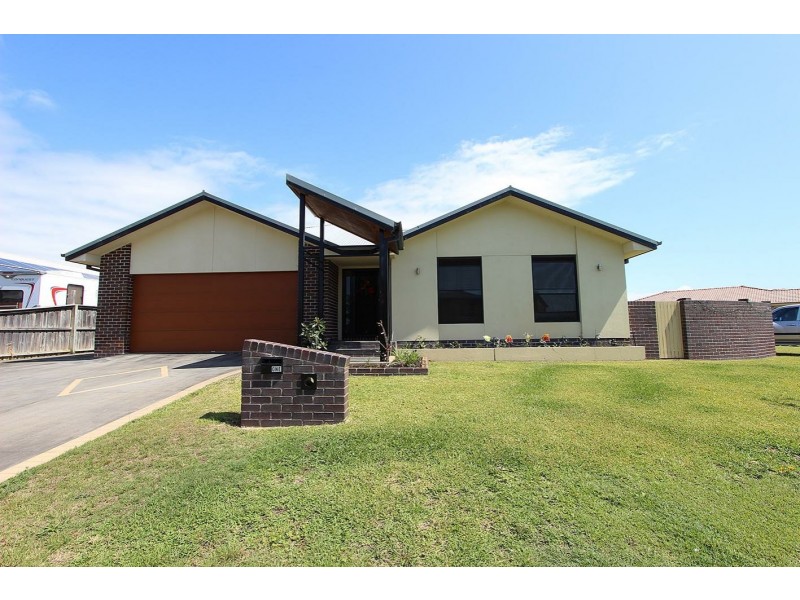 1 John Gollan Avenue, Harrington NSW 2427