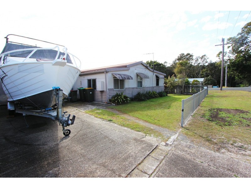 1 Muir Street, Harrington NSW 2427