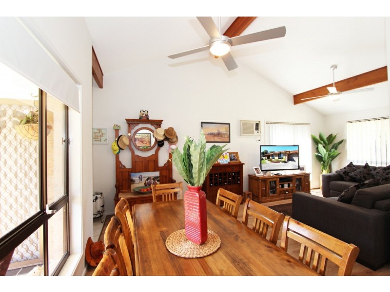 9/3 Sandpiper Close, Harrington NSW 2427