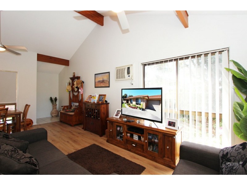 9/3 Sandpiper Close, Harrington NSW 2427