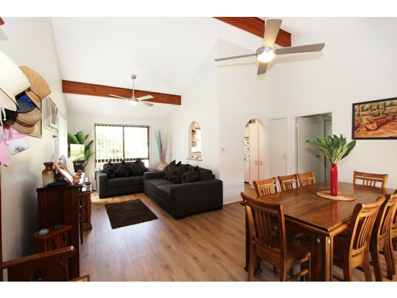 9/3 Sandpiper Close, Harrington NSW 2427