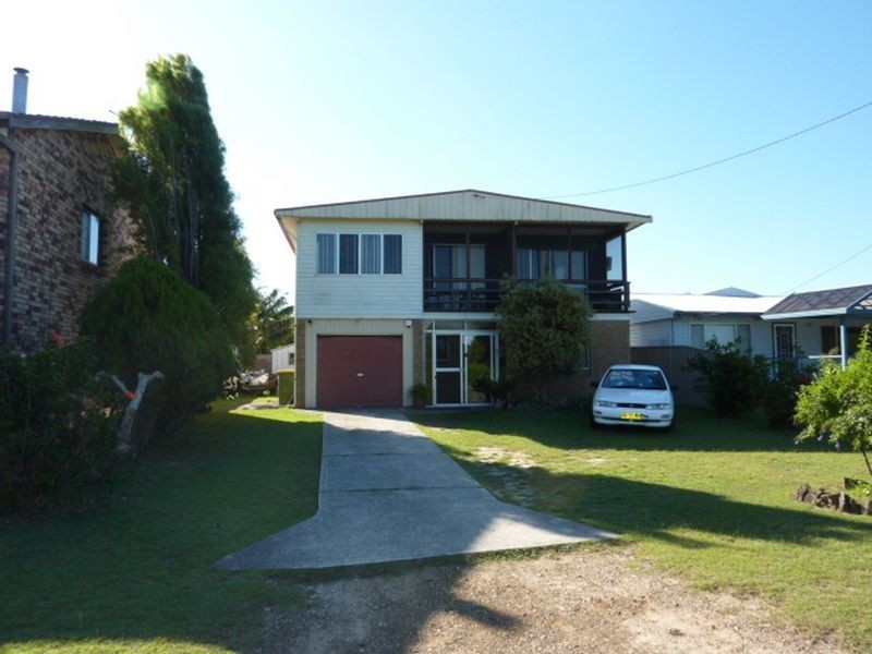 277 Beach Street, Harrington NSW 2427