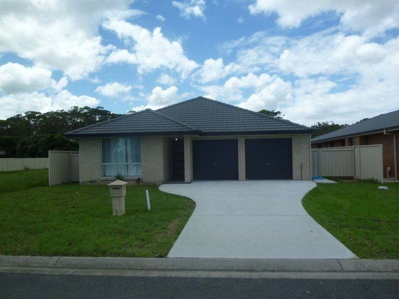 10 Echo Drive, Harrington NSW 2427