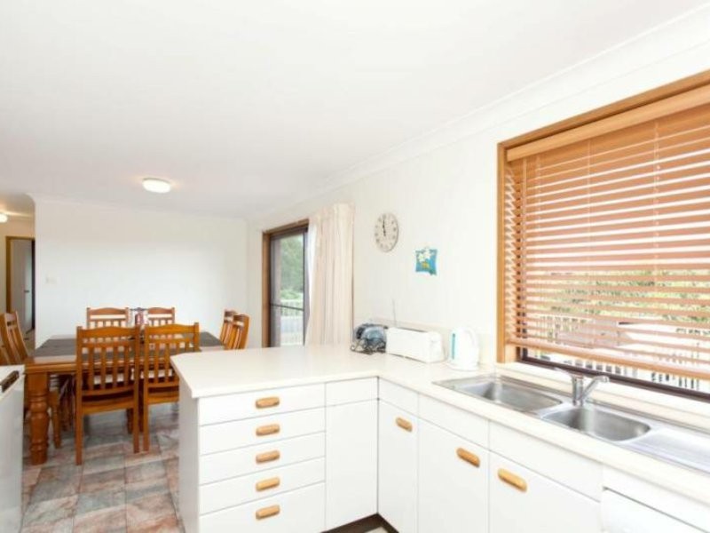 143 Beach Street, Harrington NSW 2427