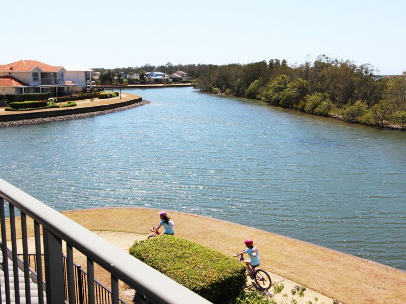 2/8 Diamantina Circuit, Harrington NSW 2427