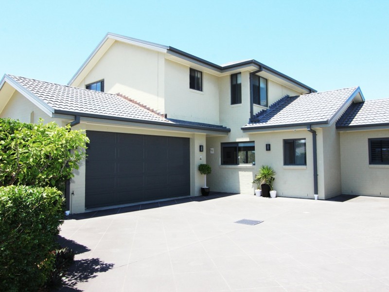 2/8 Diamantina Circuit, Harrington NSW 2427