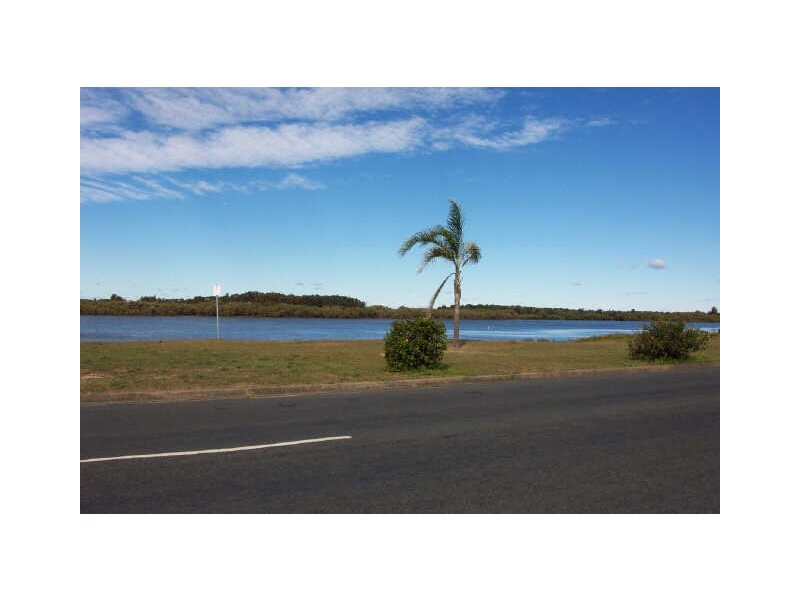 171 Beach Street, Harrington NSW 2427