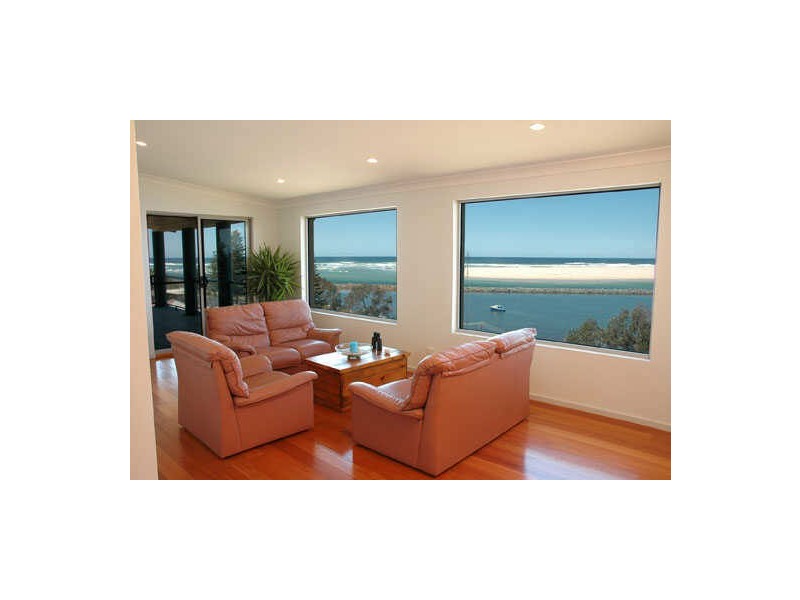 1 Crown Street, Harrington NSW 2427