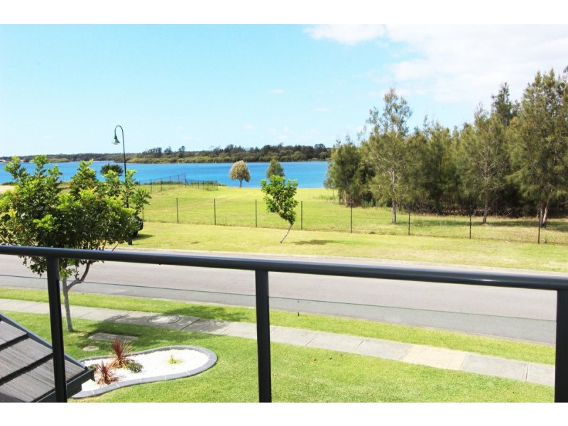 60 Pretoria Parade, Harrington NSW 2427